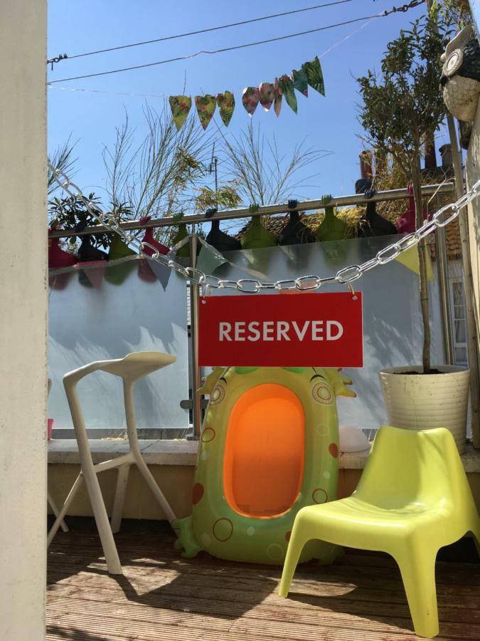 Little - Also Separate And Watersports *